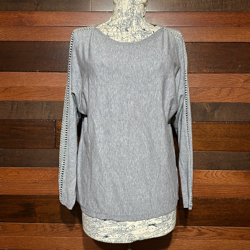 No Brand Tag Scoop Neck Long Sparkly Open Sleeve Gray Sweater
